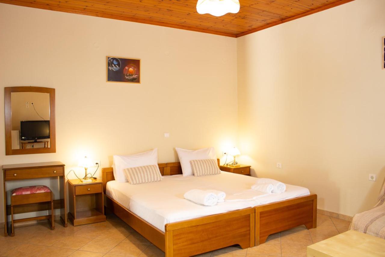 Nanos Studios Parga Buitenkant foto