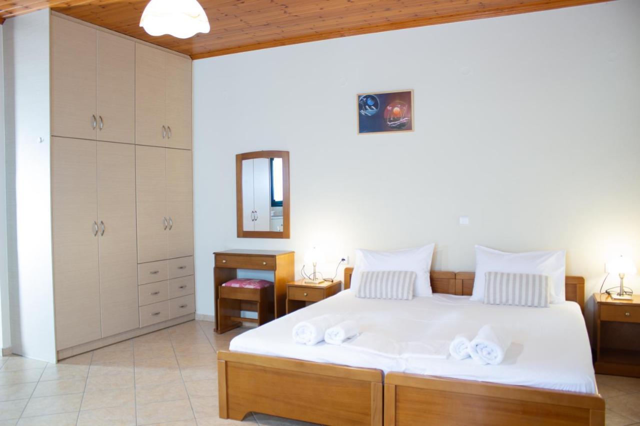 Nanos Studios Parga Buitenkant foto
