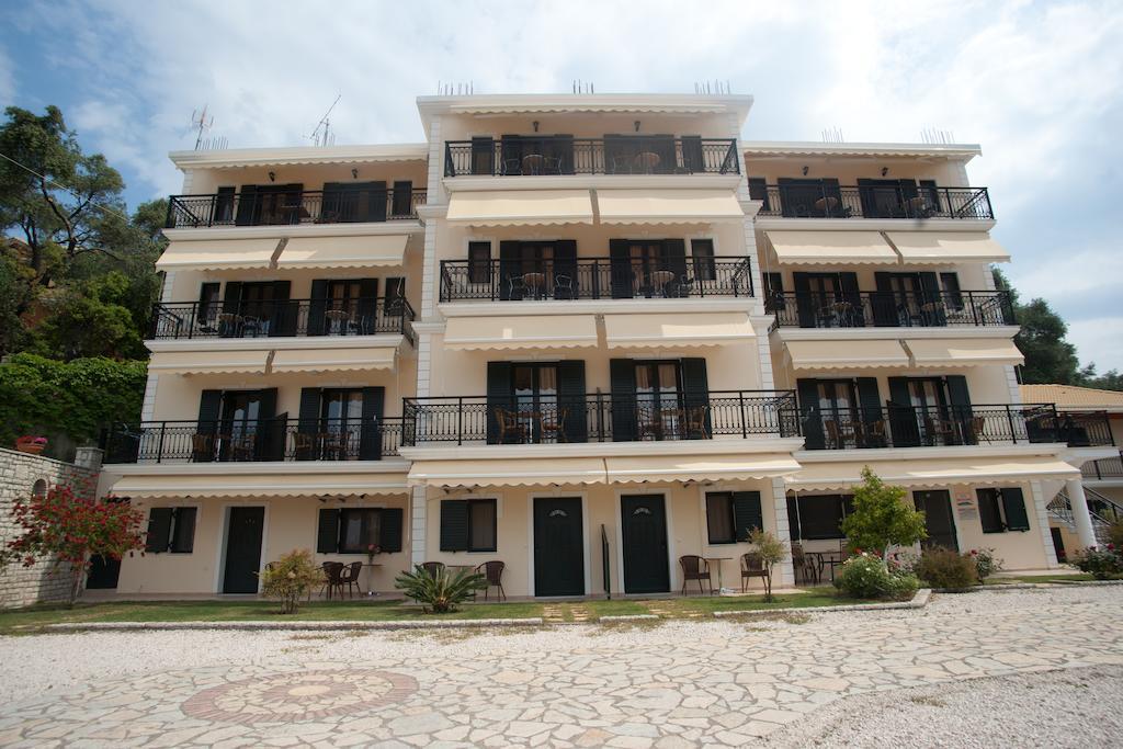 Nanos Studios Parga Buitenkant foto